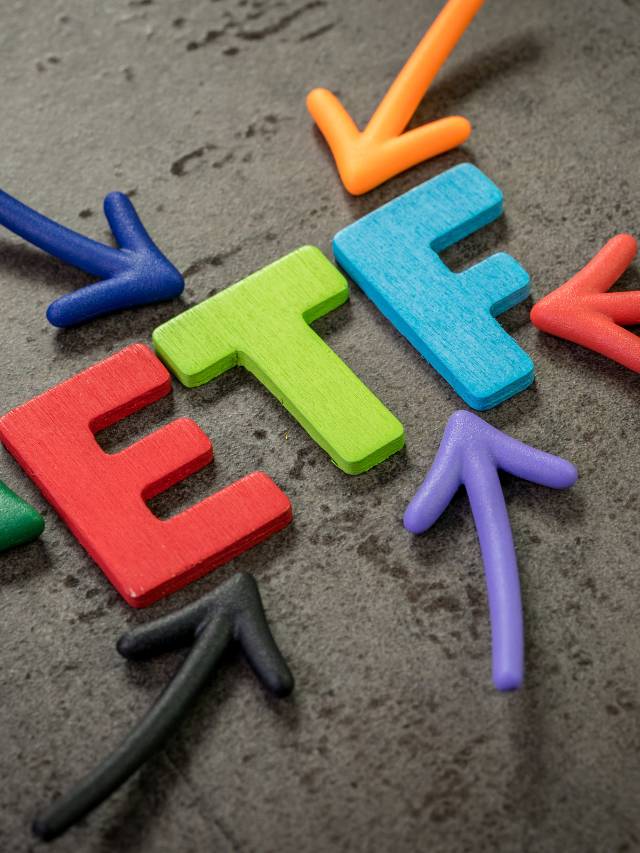 6 Best ETFs To Invest In 2024